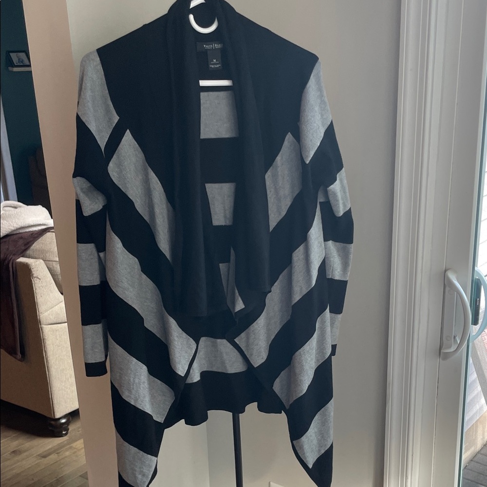 🫶 White House Black Market Open Draped Front Cardigan